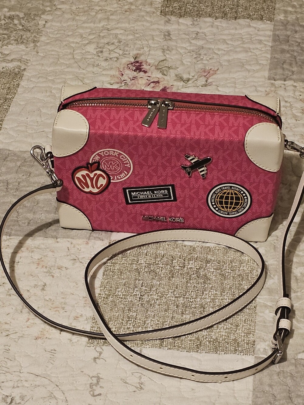 Michael Kors Jeannie Crossbody and Passport Cover Travel Set - Picture 2 of 5